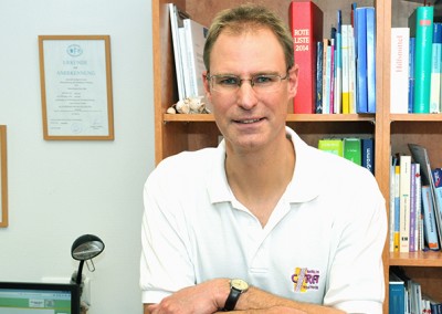 Dr. med. habil. Peter Julius